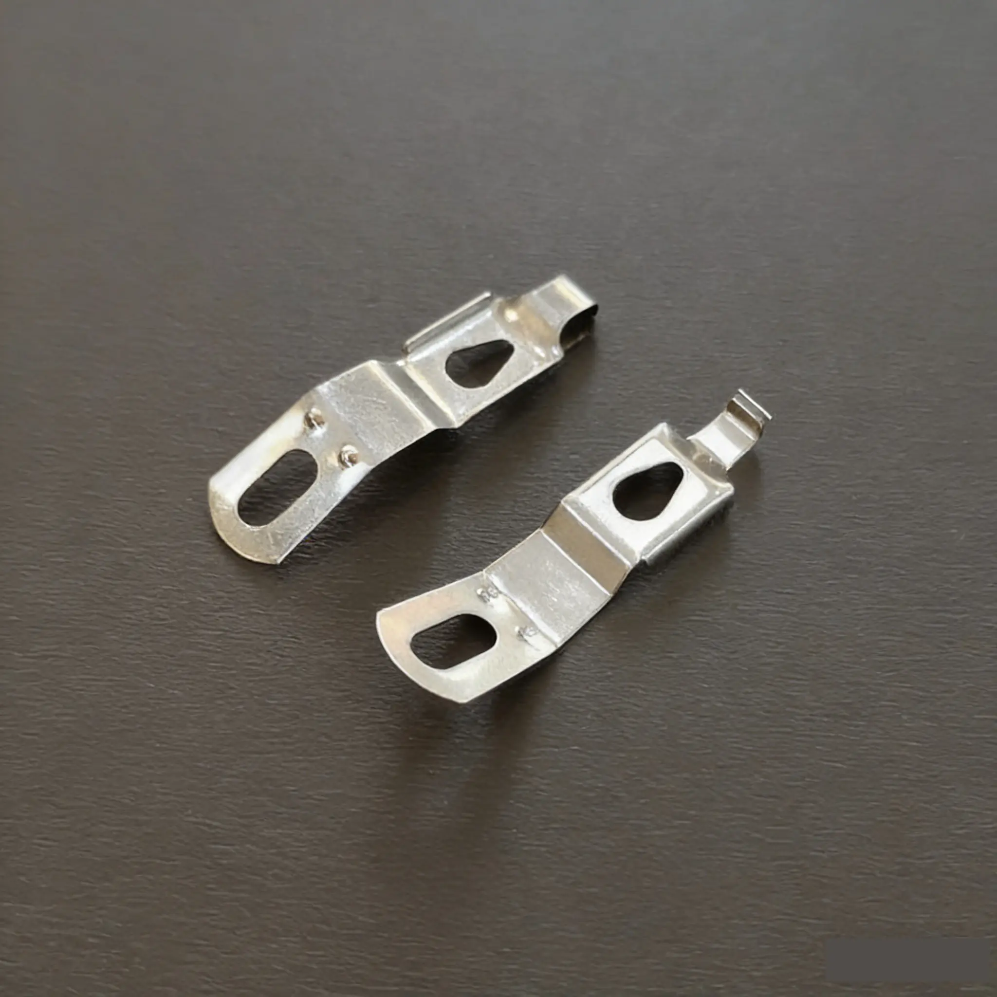 PW16 Large Picture Frame Spring Clip S11 – 52 mm stainless steel