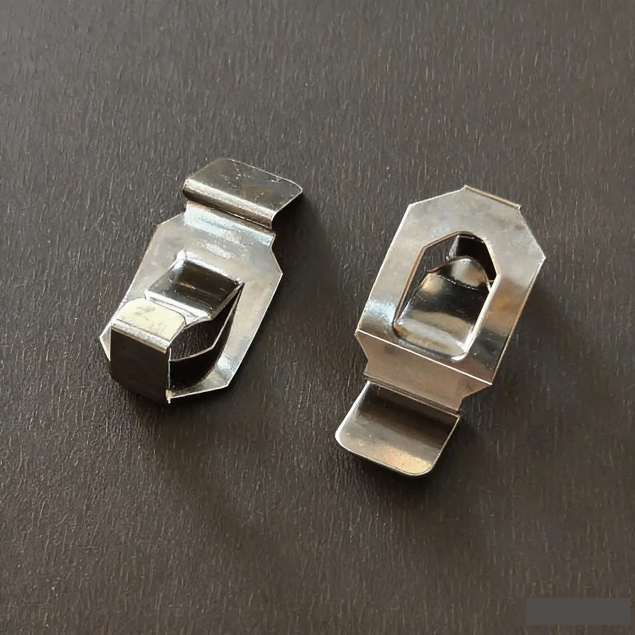 PW17 Heavy Duty Picture Frame Spring Clip S06 – 27×23 mm stainless steel wide-body